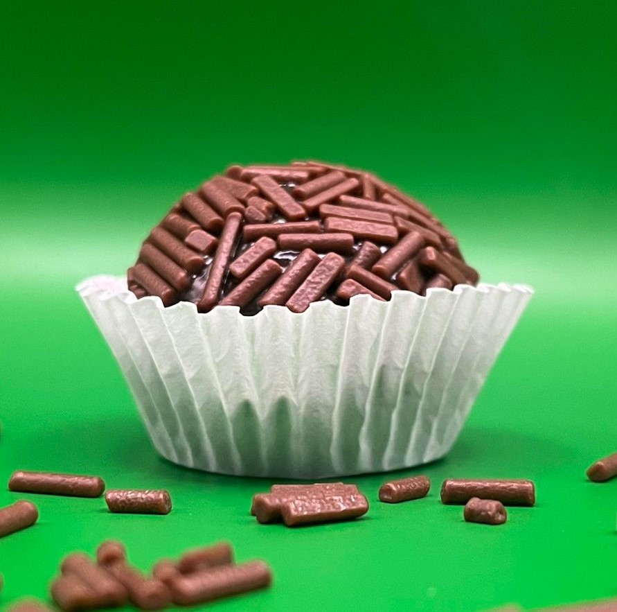 Caixa com 4 Brigadeiros + Chocolate Cremoso